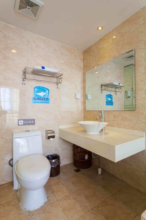 7Days Inn Foshan Qiandeng Lake Nangui Road Subway Station ห้อง รูปภาพ